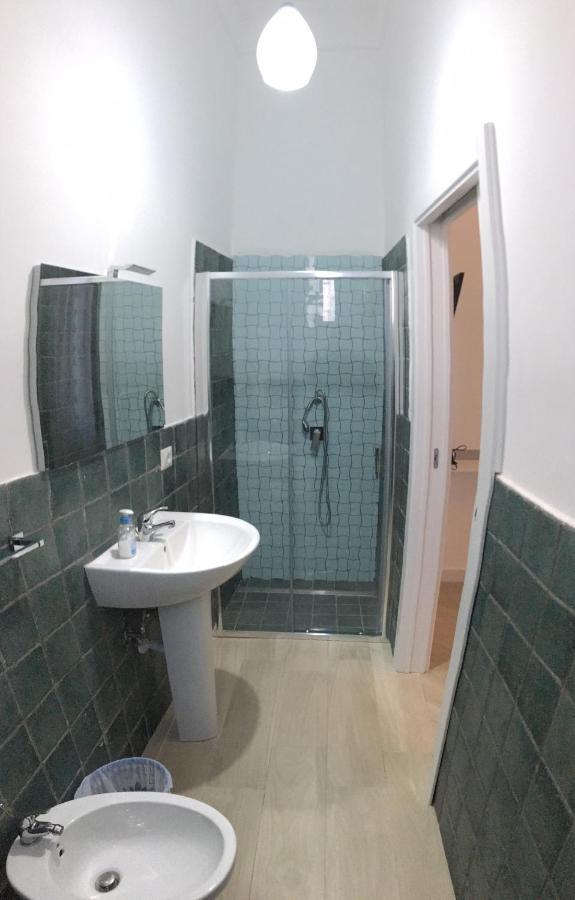נאפולי Casa Theodor B&B מראה חיצוני תמונה