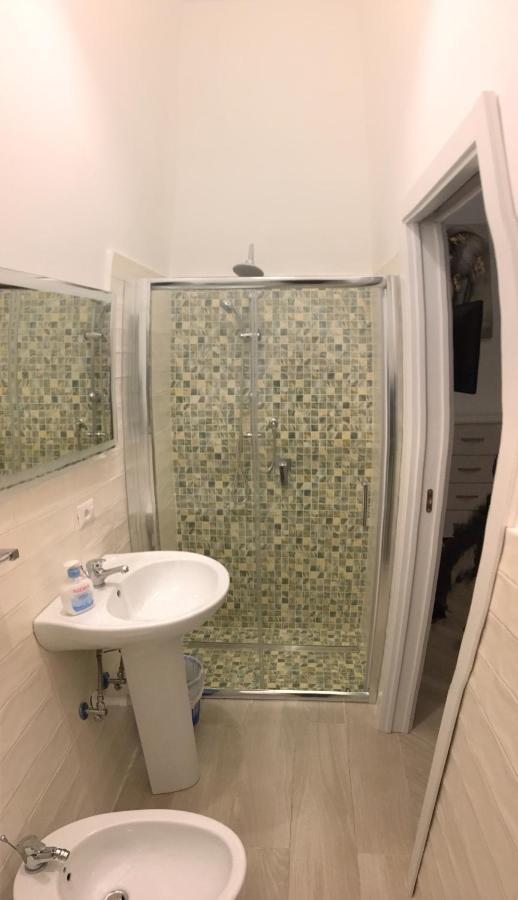 נאפולי Casa Theodor B&B מראה חיצוני תמונה